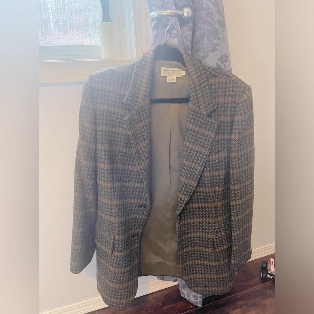 Vintage Banana Republic 100% wool blazer